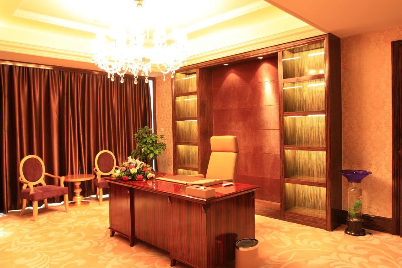 Xining Sapphire Hotel Экстерьер фото